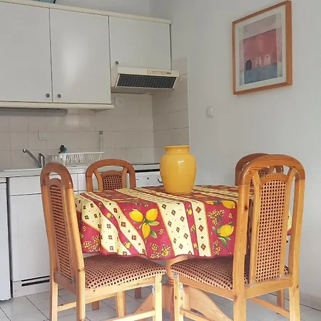 Centre Ville, Port Et *