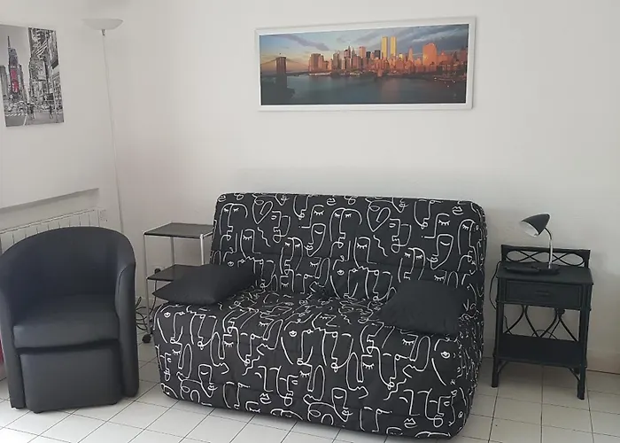 Centre Ville, Port Et * Bandol